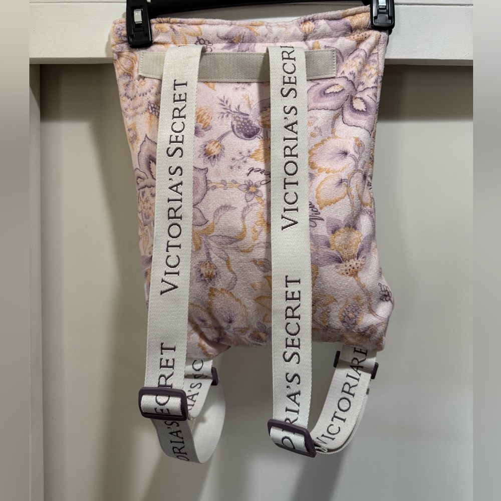 Victoria's Secret Packable Beach Towel 2 in 1 Convertible Backpack